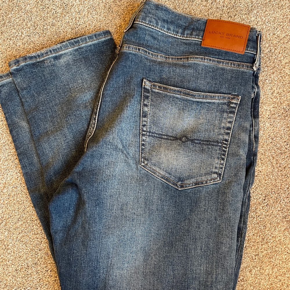 Lucky Brand Men's Classic Indigo Jeans